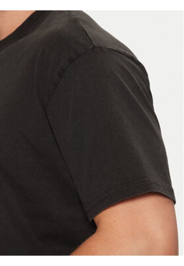 Only & Sons T-Shirt 22030844 Czarny Regular Fit. Kolor: czarny. Materiał: bawełna