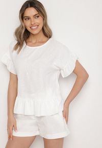 Born2be - Biała Bluzka o Kroju Oversize z Falbanami Livelle. Okazja: na co dzień. Kolor: biały. Materiał: jeans. Długość rękawa: krótki rękaw. Długość: krótkie. Styl: casual #4