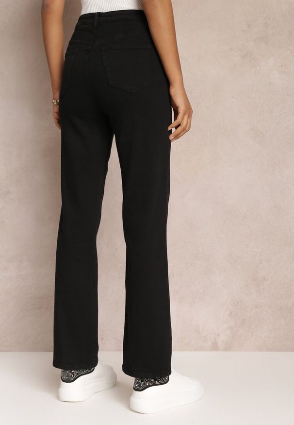 Renee - Czarne Jeansy Straight z Wysokim Stanem Kathelia. Stan: podwyższony. Kolor: czarny
