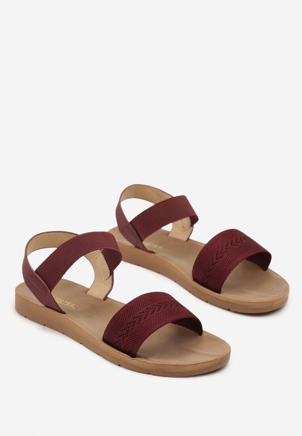Born2be - Bordowe Sandały na Płaskiej Podeszwie z Elastycznymi Paskami Linarietia. Okazja: na co dzień, na spacer. Zapięcie: pasek. Kolor: czerwony. Materiał: jeans. Wzór: paski. Obcas: na płaskiej podeszwie. Styl: elegancki, casual