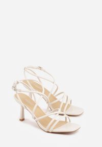 Renee - Beżowe Sandały na Szpilce z Cienkimi Paseczkami i Kwadratowym Noskiem Danita. Okazja: na co dzień, na imprezę. Kolor: beżowy. Materiał: skóra, koronka. Obcas: na szpilce. Styl: casual #9