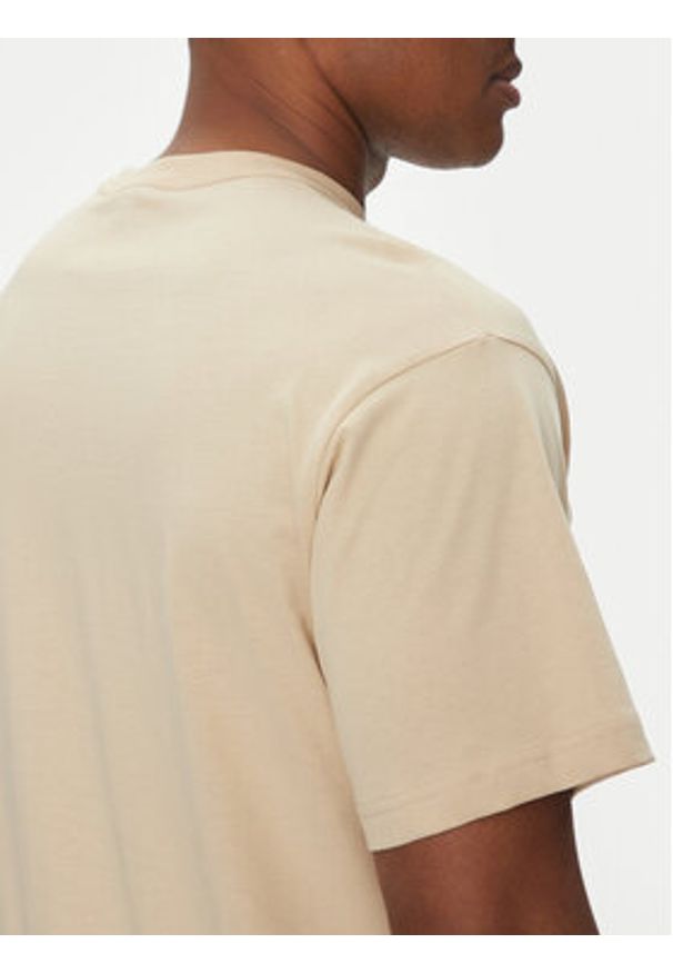 Versace Jeans Couture T-Shirt 78GAHT06 Beżowy Regular Fit. Kolor: beżowy. Materiał: bawełna