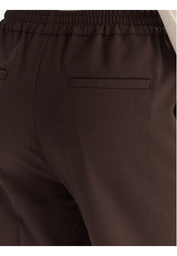 Weekend Max Mara Spodnie materiałowe Petra 2525136032 Brązowy Regular Fit. Kolor: brązowy. Materiał: syntetyk