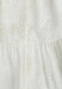 Born2be - Jasnozielona Haftowana Sukienka Hiszpanka z Wiskozą z Bufiastymi Rękawami Evina. Okazja: do pracy, na co dzień. Typ kołnierza: dekolt hiszpanka. Kolor: zielony. Materiał: wiskoza. Wzór: haft. Typ sukienki: proste. Styl: elegancki, casual #3