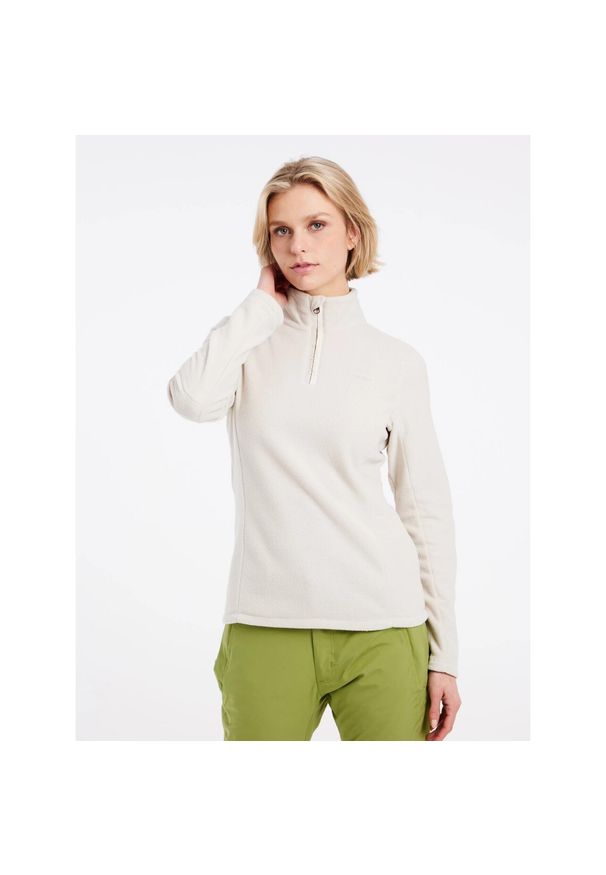 Damski polar 1/4 zip Protest Mutez. Kolor: biały. Materiał: polar. Sezon: zima. Sport: narciarstwo