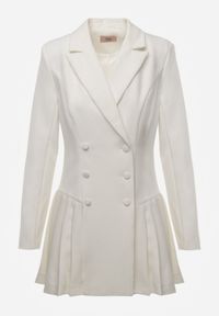 Renee - Biała Rozkloszowana Sukienka Marynarka VICES z Usztywnianymi Ramionami Ilarita. Okazja: do pracy, na spotkanie biznesowe. Kolor: biały. Styl: biznesowy #4