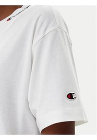 Champion Sukienka codzienna 117782 Biały Loose Fit. Okazja: na co dzień. Kolor: biały. Materiał: bawełna. Typ sukienki: proste. Styl: casual