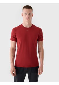 4f - 4F Koszulka treningowa regular szybkoschnąca męska - czerwona M. Kolor: czerwony. Materiał: dzianina, elastan, włókno, syntetyk, materiał. Wzór: gładki, jednolity, ze splotem. Sport: fitness #1