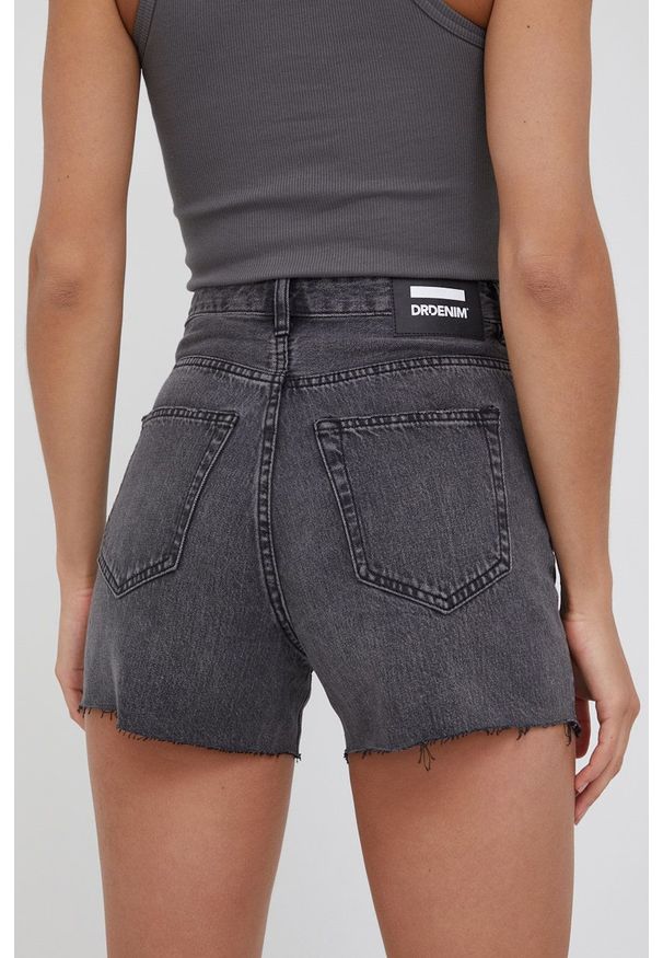 Dr. Denim szorty jeansowe damskie kolor szary gładkie high waist. Stan: podwyższony. Kolor: szary. Materiał: denim, jeans. Wzór: gładki