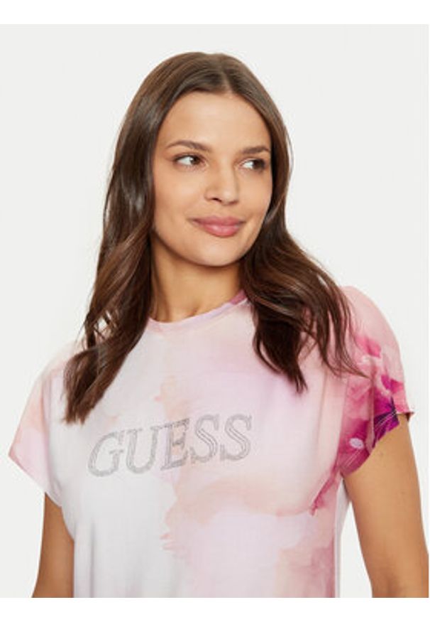 Guess T-Shirt W5RI09 K68D2 Różowy Regular Fit. Kolor: różowy. Materiał: wiskoza
