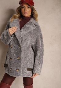 Renee - Szara Futrzana Kurtka Typu Baranek z Ozdobnymi Paskami i Dwurzędowym Zapięciem Nikira. Okazja: na co dzień. Kolor: szary. Materiał: futro. Długość rękawa: długi rękaw. Długość: długie. Wzór: paski. Styl: casual, klasyczny #6