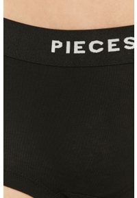Pieces - Figi (4-pack). Kolor: czarny. Materiał: bawełna, dzianina, elastan. Wzór: nadruk #2