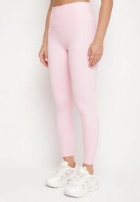 Born2be - Różowy Komplet Sportowy Legginsy i Dopasowany T-shirt Silendria. Kolor: różowy #3