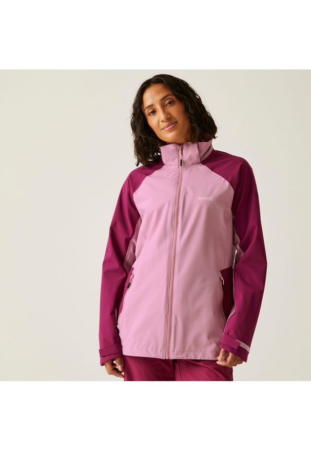 Regatta - Wodoodporna powłoka damska Bosfield. Kolor: fioletowy. Materiał: materiał. Sport: turystyka piesza