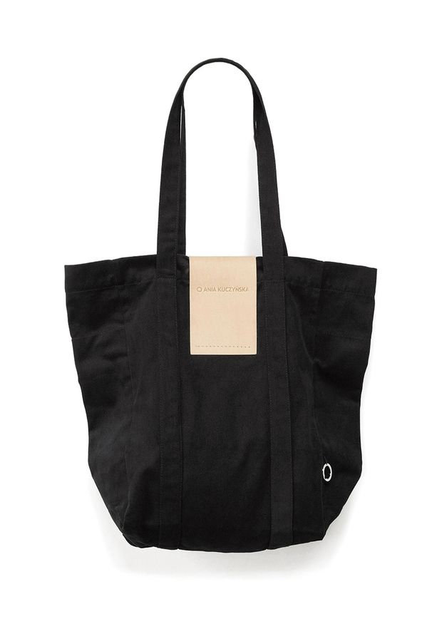 ANIA KUCZYŃSKA - Bawełniana torba Hong Kong z beżową skórą juchtową. Kolor: czarny. Materiał: bawełna, skóra