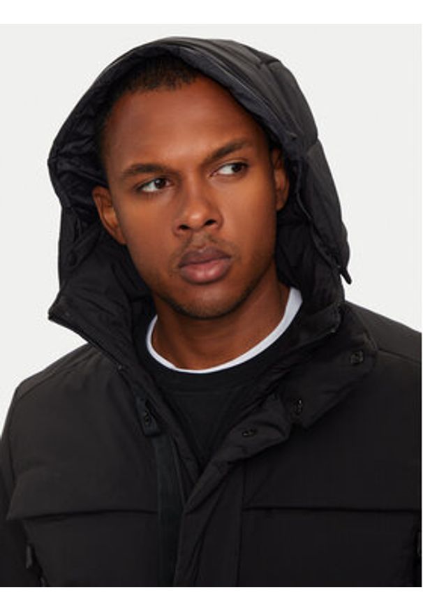 BOSS Kurtka zimowa J_Eams 50515116 Czarny Regular Fit. Kolor: czarny. Materiał: syntetyk. Sezon: zima