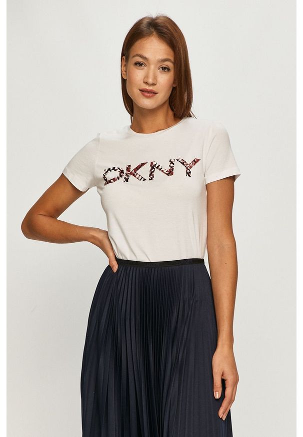 DKNY - Dkny - T-shirt. Okazja: na co dzień. Kolor: biały. Materiał: bawełna, dzianina, elastan. Wzór: nadruk. Styl: casual