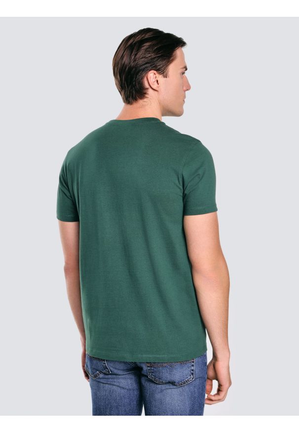 Big-Star - Koszulka męska z nadrukiem zielona Marr 304. Okazja: na co dzień. Kolor: zielony. Materiał: dzianina, bawełna. Wzór: nadruk. Sezon: zima. Styl: wizytowy, casual, klasyczny