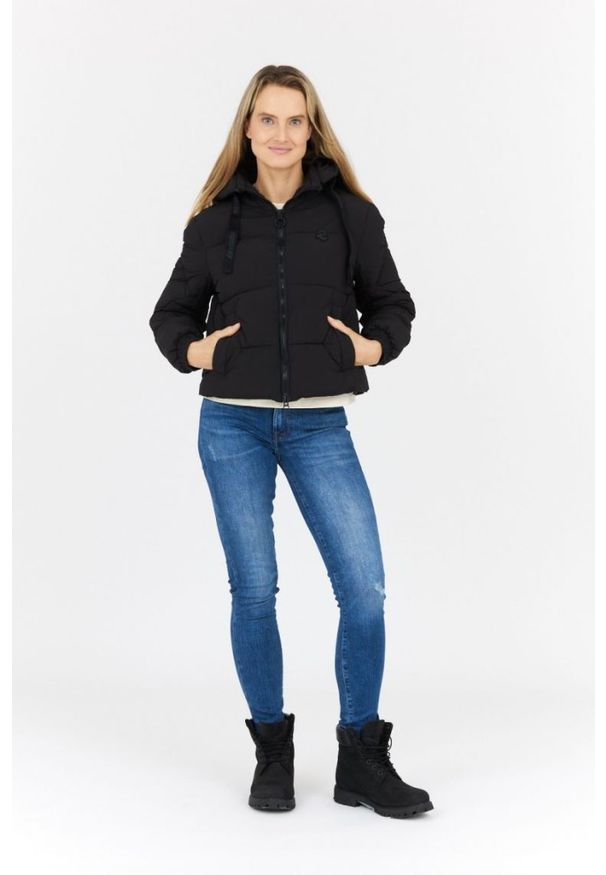 Invicta - INVICTA Czarna puchowa kurtka damska Isidore z kapturem, Rozmiar L. Typ kołnierza: kaptur. Kolor: czarny. Materiał: puch