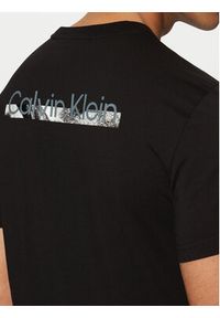 Calvin Klein T-Shirt Graphic K10K113799 Czarny Regular Fit. Kolor: czarny. Materiał: bawełna