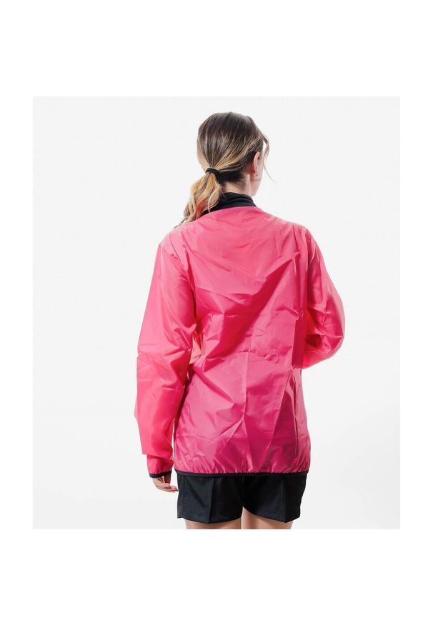 Kurtka wodoodporna z golfem Givova. Typ kołnierza: golf. Kolor: różowy. Materiał: poliester