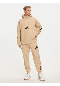 Adidas - adidas Bluza Z.N.E. JJ4894 Beżowy Loose Fit. Kolor: beżowy. Materiał: bawełna #3