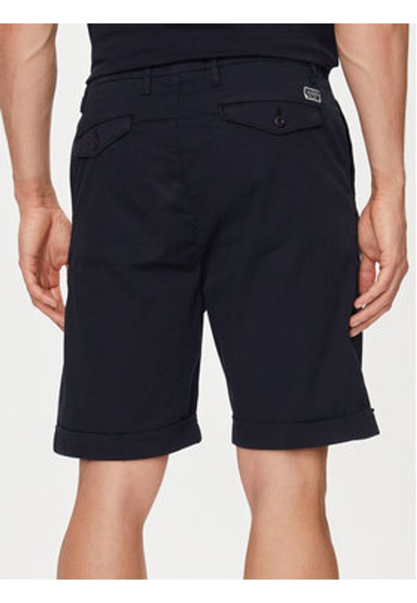 Guess Szorty materiałowe Noah M4GD14 WG3QA Granatowy Slim Fit. Kolor: niebieski. Materiał: bawełna