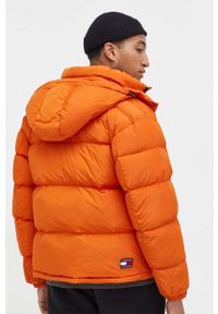 Tommy Jeans kurtka puchowa męska kolor pomarańczowy zimowa. Kolor: pomarańczowy. Materiał: puch. Sezon: zima #7