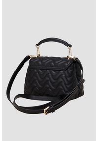 Guess - GUESS Czarna pikowana torebka damska Mini. Kolor: czarny. Materiał: pikowane. Styl: elegancki, casual. Rodzaj torebki: na ramię