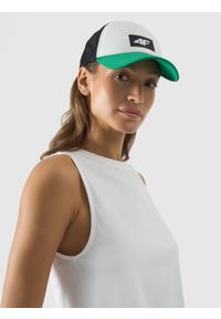 4f - 4F Crop-top oversize gładki damski - biały L. Kolor: biały. Materiał: dzianina, jersey, bawełna. Długość rękawa: na ramiączkach. Wzór: gładki. Sezon: lato #2