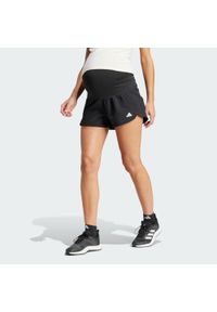 Adidas - Szorty Pacer Woven Stretch Training Maternity. Kolekcja: moda ciążowa. Kolor: biały, czarny, wielokolorowy. Materiał: materiał #1