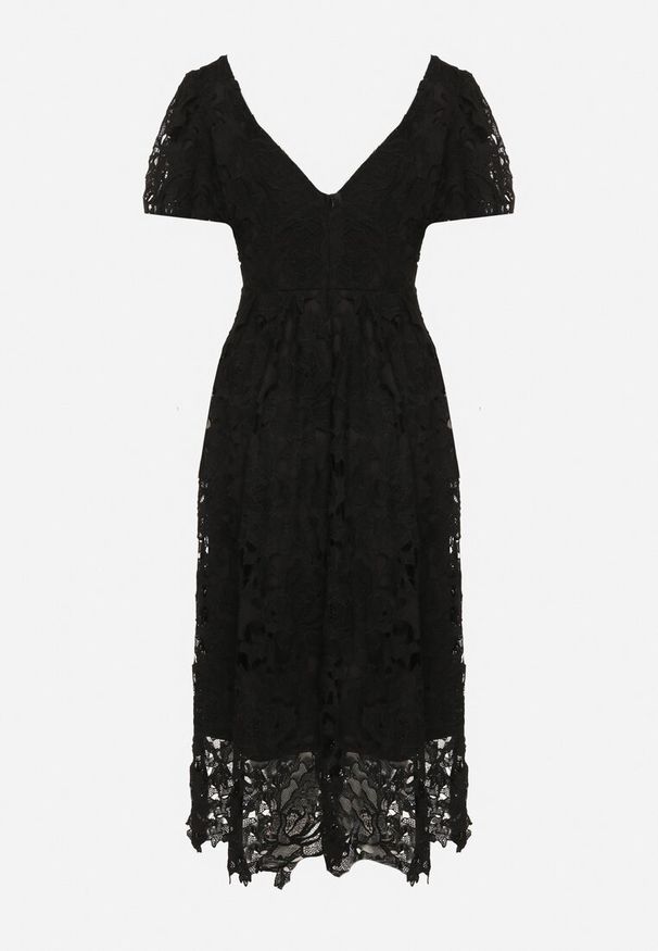 Born2be - Czarna Sukienka Koronkowa z Krótkim Bufiastym Rękawem Ulessa. Okazja: na imprezę. Kolor: czarny. Materiał: koronka