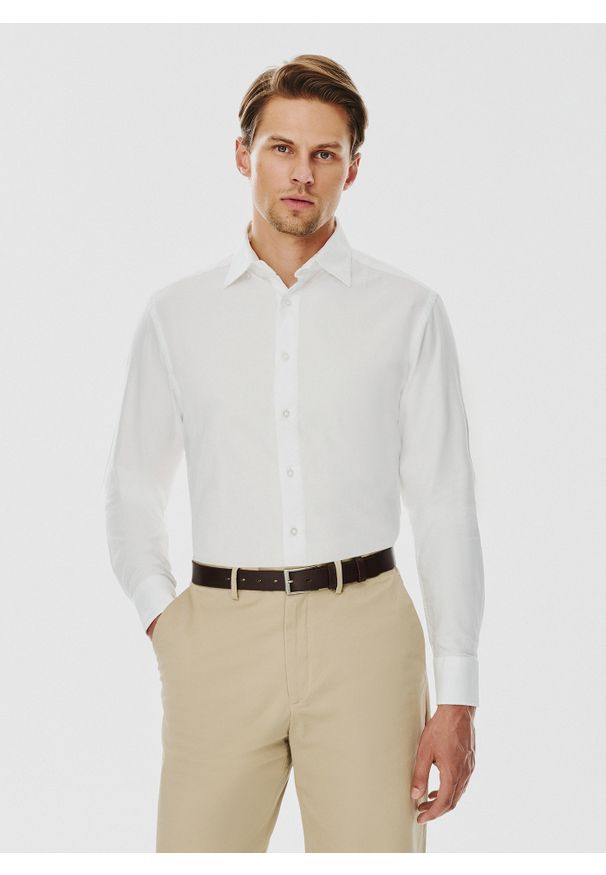 Pako Lorente - PAKO LORENTE – Biała bawełniana koszula męska. Kolor: niebieski, biały. Materiał: bawełna. Długość rękawa: długi rękaw. Długość: długie. Styl: elegancki