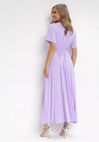 Born2be - Fioletowa Sukienka Plisowana Maxi z Wiązanym Paskiem Dianiza. Kolor: fioletowy. Materiał: materiał. Długość: maxi