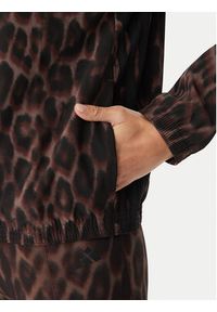 Adidas - adidas Bluza Workout Essentials Leopard Woven KD7612 Brązowy Regular Fit. Kolor: brązowy. Materiał: syntetyk #4