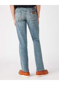 Wrangler - WRANGLER TEXAS MĘSKIE SPODNIE JEANSOWE GRID INDIGO W1215929Y