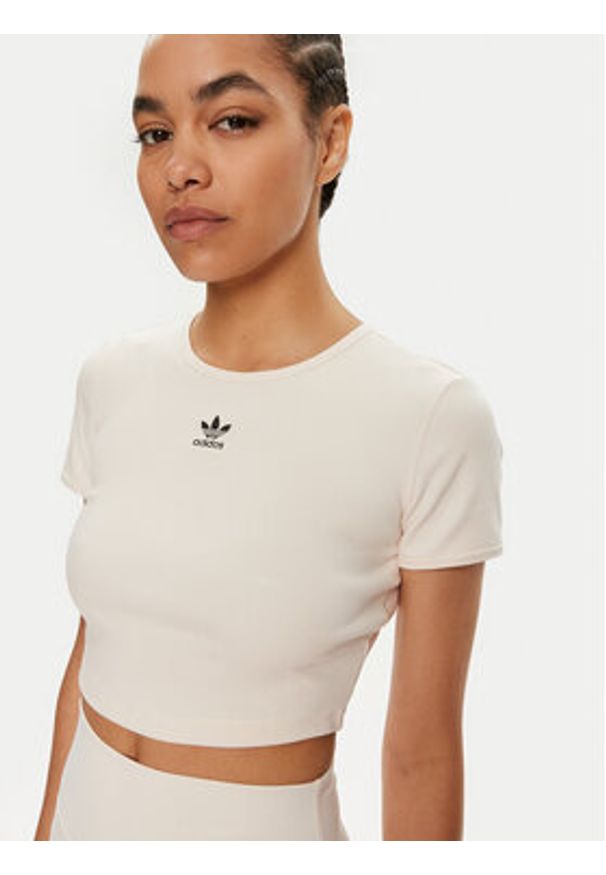 Adidas - adidas T-Shirt Essentials IJ7804 Beżowy Slim Fit. Kolor: beżowy. Materiał: bawełna