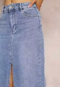 Renee - Niebieska Jeansowa Spódnica Midi Abexa. Stan: podwyższony. Kolor: niebieski. Materiał: jeans. Wzór: aplikacja. Styl: elegancki #5