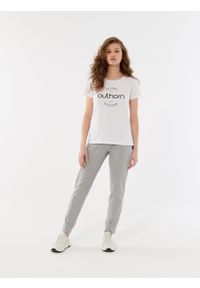 outhorn - T-shirt z nadrukiem damski - biały. Kolor: biały. Materiał: jersey, bawełna. Wzór: nadruk #3