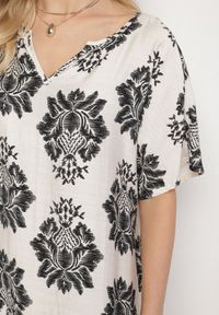 Born2be - Czarna Pudełkowa Sukienka z Wiskozy Ozdobiona Geometrycznym Wzorem Emilavie. Okazja: na co dzień. Typ kołnierza: dekolt w kształcie V. Kolor: czarny. Materiał: wiskoza. Wzór: aplikacja, geometria. Typ sukienki: proste. Styl: klasyczny, casual, elegancki #3