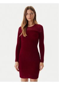 Guess Sukienka dzianinowa W5BK63 Z0890 Czerwony Slim Fit. Kolor: czerwony. Materiał: syntetyk