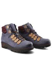 Botki damskie Pollonus, skórzane i solidnej podeszwie, granatowo-bordowe, 5-0958-005. Okazja: na co dzień. Zapięcie: sznurówki. Kolor: niebieski. Szerokość cholewki: normalna. Wzór: aplikacja. Materiał: skóra. Sezon: zima, jesień. Obcas: na obcasie. Styl: casual, elegancki, klasyczny. Wysokość obcasa: średni #6
