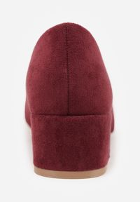 Renee - Bordowe Czółenka na Słupku ze Skórzaną Wkładką Savirae. Okazja: na co dzień. Kolor: czerwony. Materiał: skóra. Obcas: na słupku. Styl: casual, klasyczny, elegancki. Wysokość obcasa: niski #4