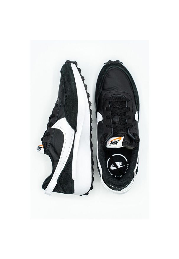 Buty do chodzenia, Nike Waffle Debut DH9522-001. Kolor: czarny. Materiał: guma, materiał, tkanina, syntetyk. Sport: turystyka piesza