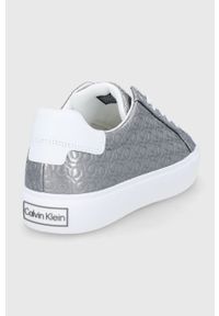 Calvin Klein - Buty. Nosek buta: okrągły. Zapięcie: sznurówki. Kolor: srebrny. Materiał: poliester, guma. Obcas: na platformie #2