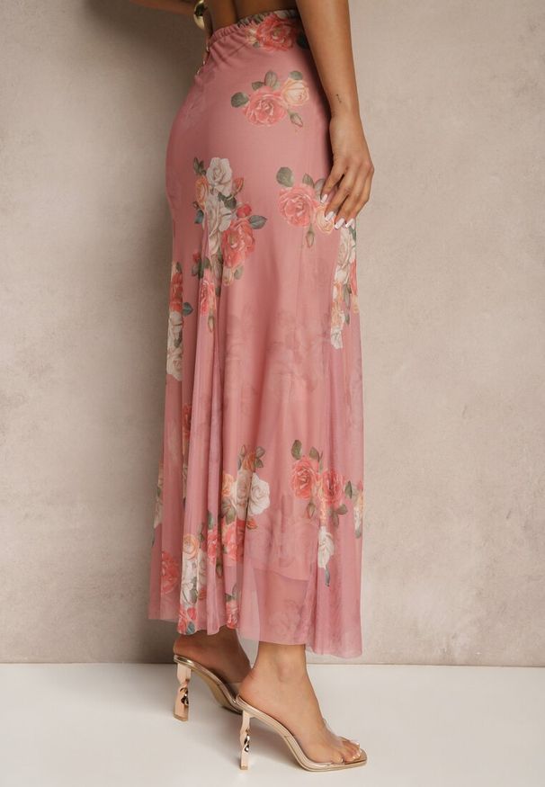 Renee - Różowa Spódnica w Kwiatowy Wzór o Rozkloszowanym Kroju Efrirene. Okazja: na co dzień. Kolor: różowy. Wzór: kwiaty. Styl: elegancki, casual