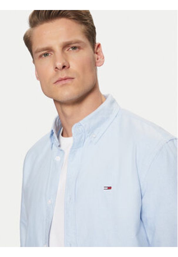 Tommy Jeans Koszula Oxford DM0DM20667 Błękitny Regular Fit. Kolor: niebieski. Materiał: bawełna