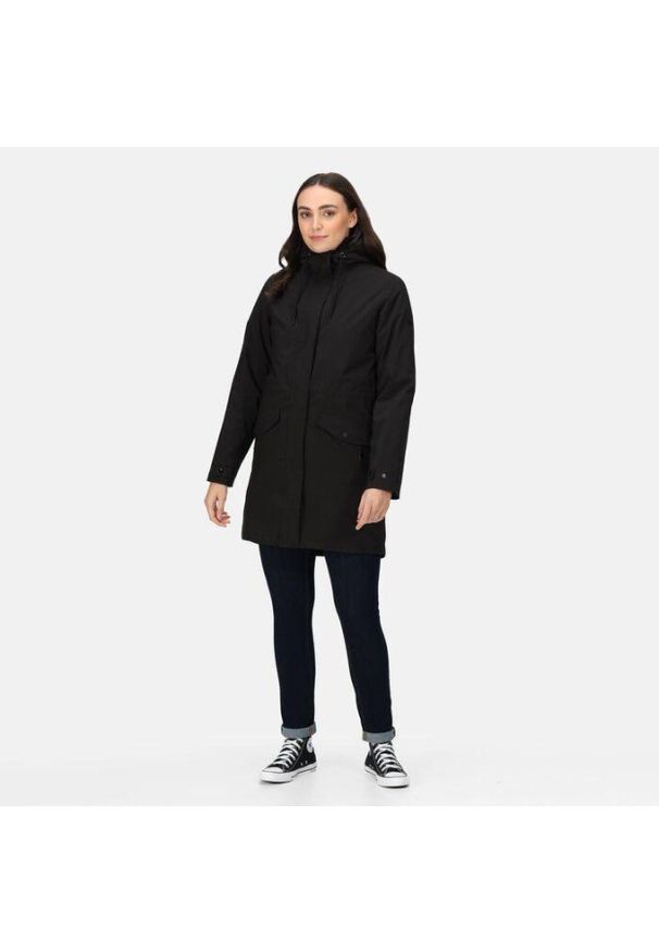 Kurtka trekkingowa damska Regatta Shirgley Ash 3w1z membraną 10K. Kolor: czarny. Materiał: poliester. Sport: turystyka piesza