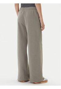 Adidas - adidas Spodnie dresowe ALL SZN Fleece JY5014 Beżowy Wide Leg. Kolor: beżowy. Materiał: bawełna #5