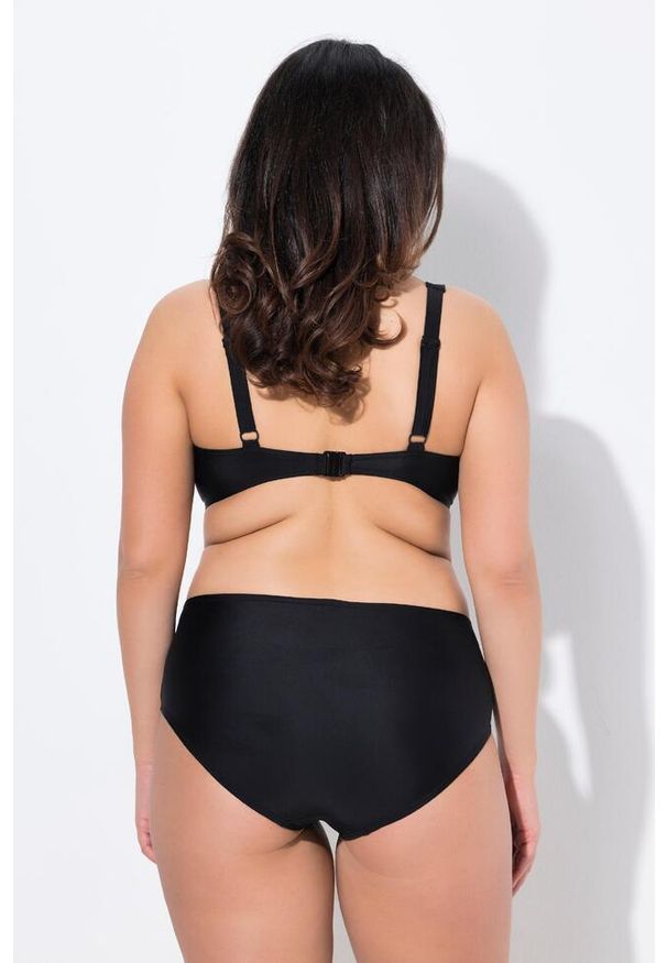 ULLA POPKEN - Damskie Bikini ozdobny pierścien miękkie miseczki regulowane ramiączka. Kolekcja: plus size. Kolor: czarny. Materiał: elastan, poliamid, materiał